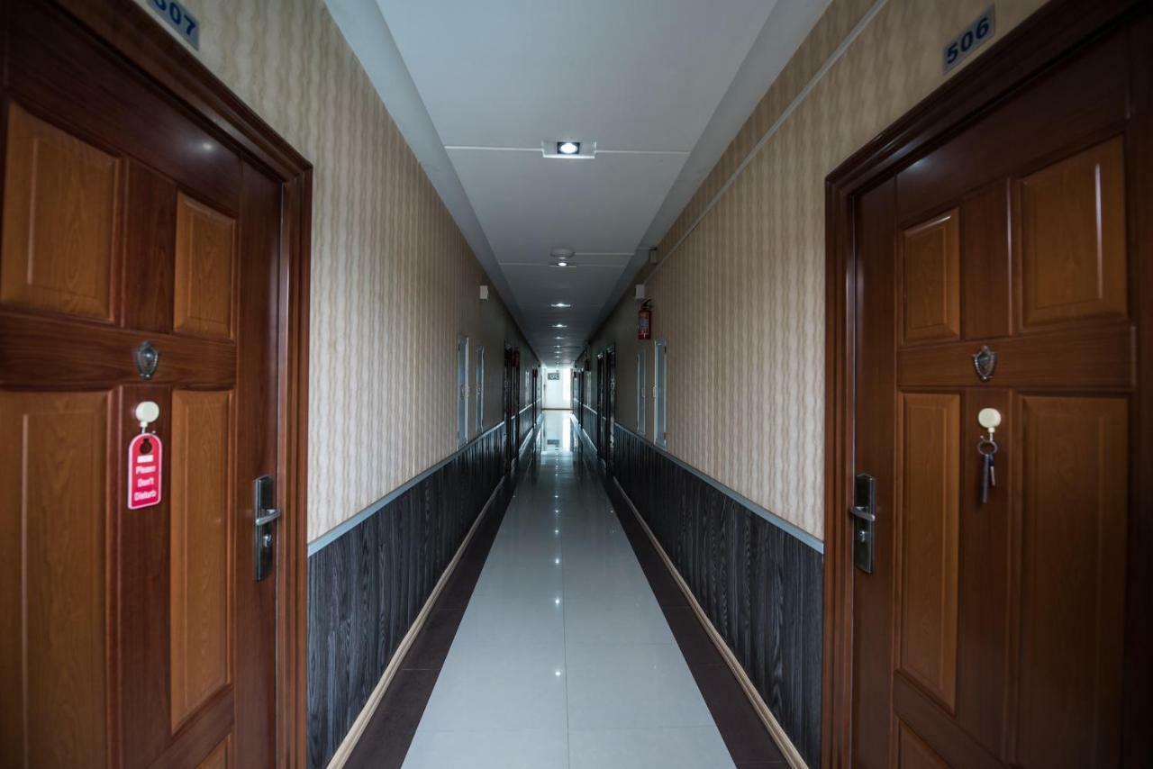 Diamond Crown Hotel Gyogon Kültér fotó